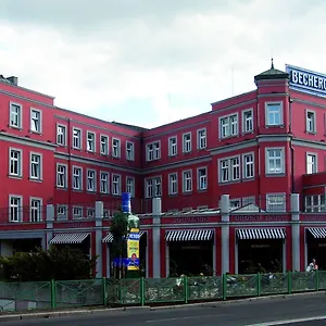 Becherplatz Karlovy Vary